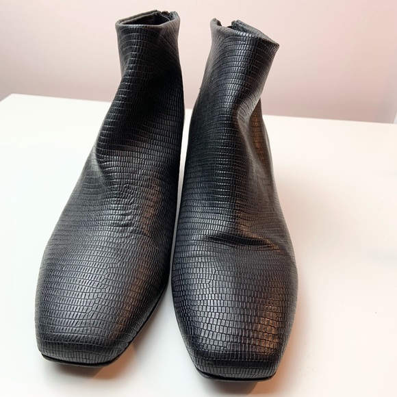 Sesto Meucci Reptilian Leather Zippered Booties - Picture 3 of 6